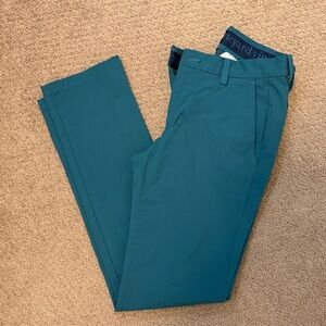 Vineyard Vines Men's green performance pants
